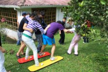 evento empresarial para fin de año adultos y jovenes 